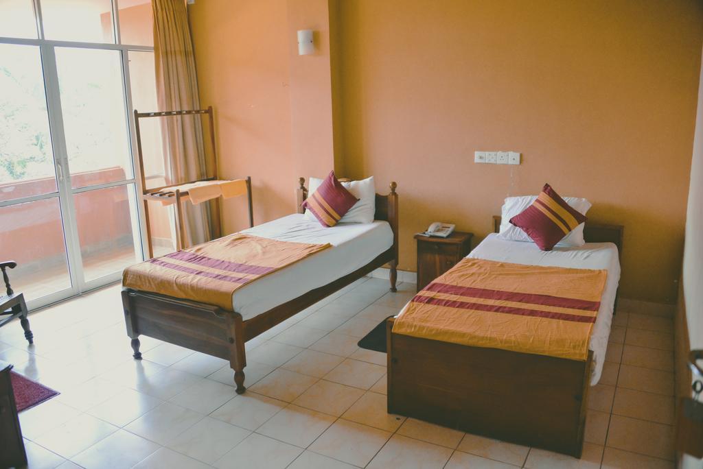 Anon Rest Hotell Dambulla Exteriör bild